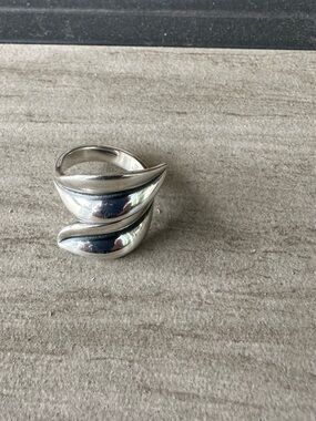 James Avery Bypass Leaf Ring